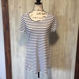 short sleeve white & black striped t shirt dress
